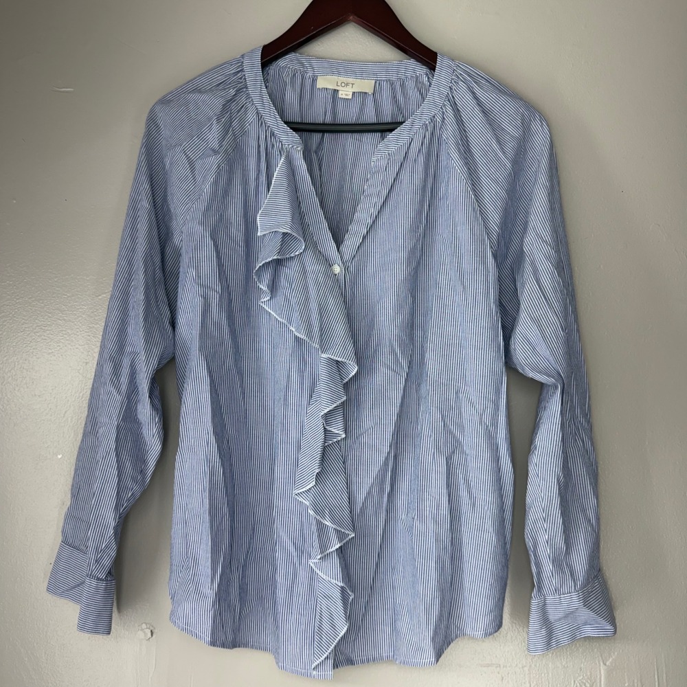 Ann Taylor LOFT Blue White Striped Ruffle Front V-Neck Cotton Blouse Medium